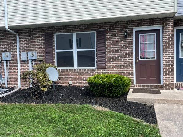29 Pine Dr