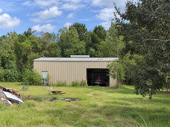 2nd image of 54212 Apple Pie Ridge Rd