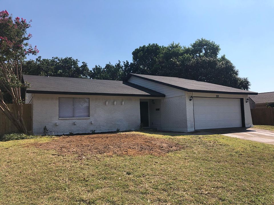 1st image of 109 Bowling Green Cir