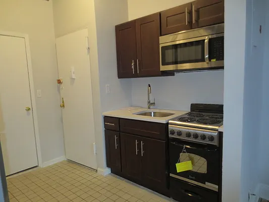 Rented by Mason Group LLC | media 33