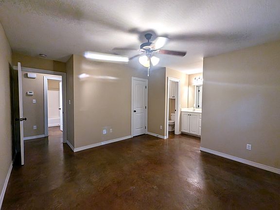 3rd image of 461 Military Rd #1