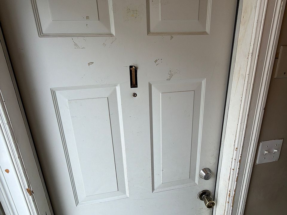 Unit door 1st fl.