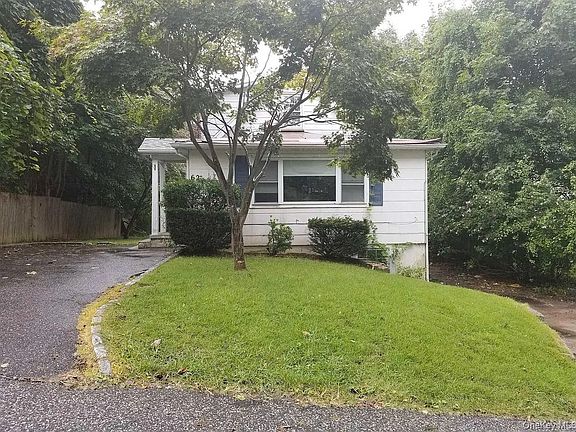 2nd image of 62 Satinwood Road