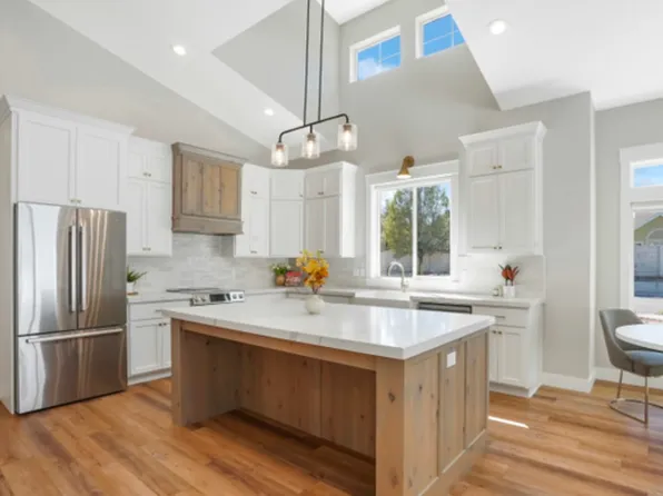 1967 W 9350 S, West Jordan, UT 84088