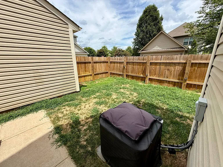 7007 McLothian Ln — Photo 25