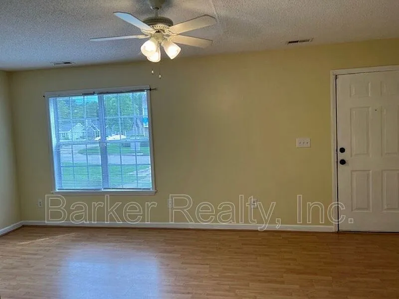 Building Photo - 5513 Bringle Ct