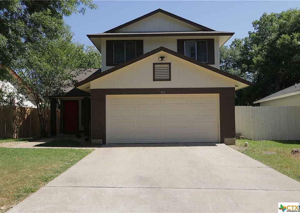 1st image of 712 Maltese Cross Dr