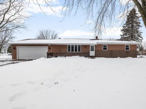 6185 West Linden DRIVE, West Bend, WI 53095