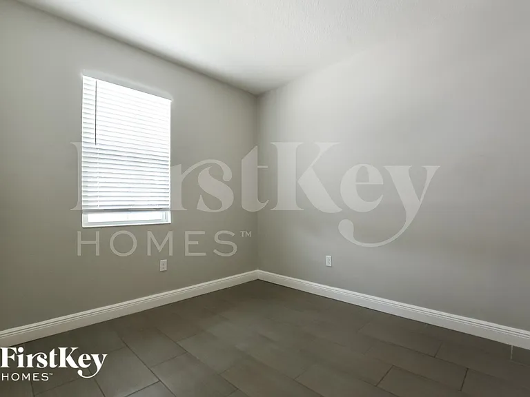 12018 Sumter Dr — Photo 11