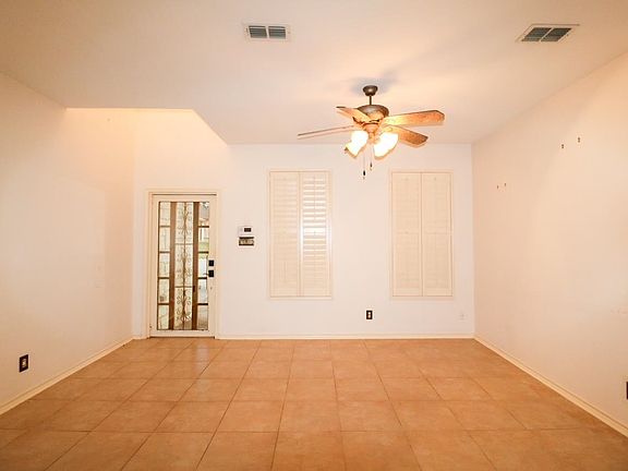 4th image of 1250 Longhorn Dr