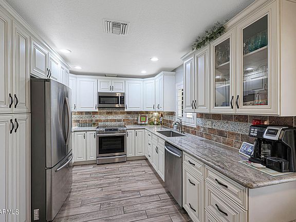 4th image of 17404 N 99TH Avenue #123