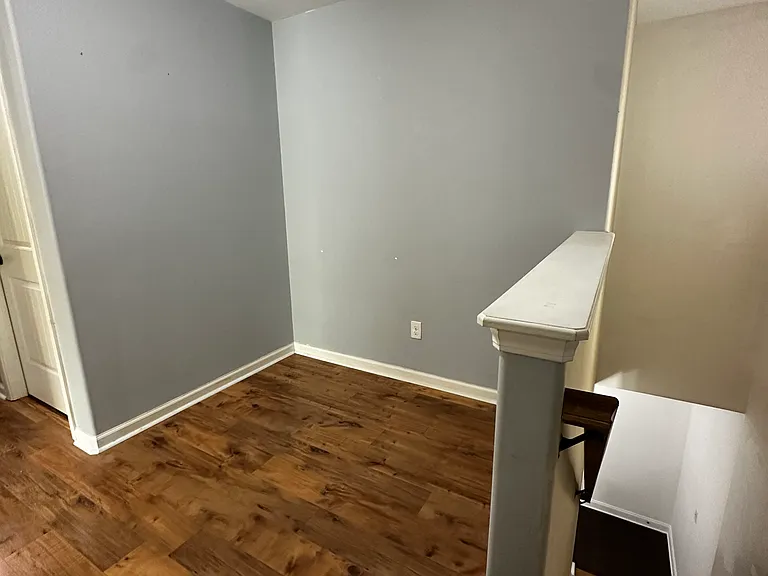 Upstairs space, great for small office