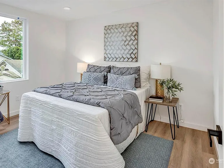 8052 Mary Ave NW #B — Photo 4