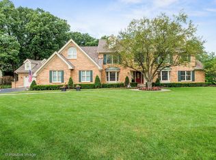 8S020 Creek Dr, Naperville, IL 60540