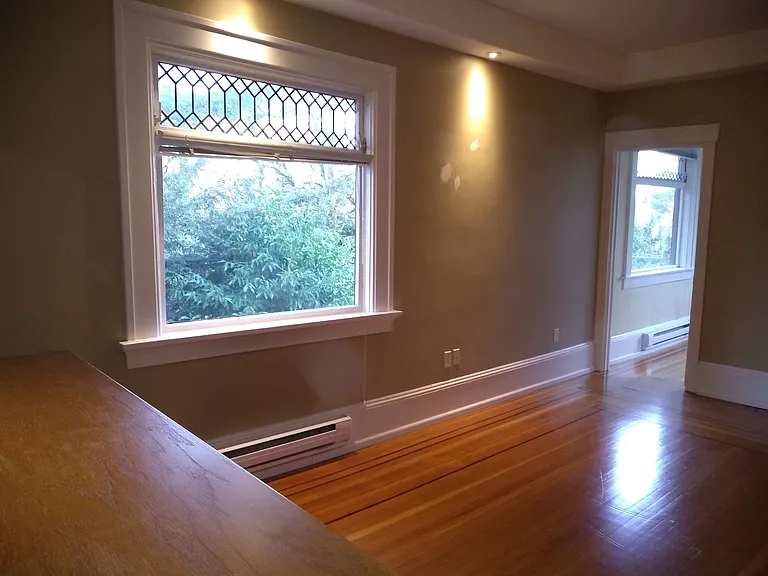 4850 Connaught Dr — Photo 5
