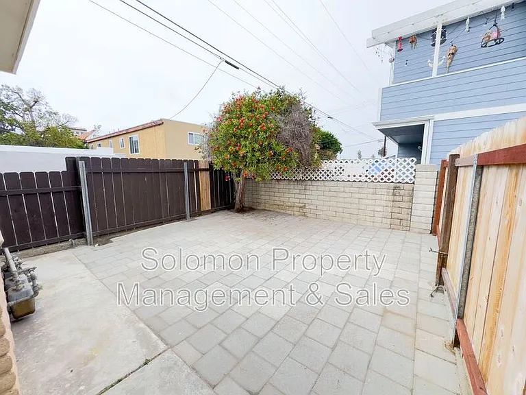 513-2 N Ditmar St — Photo 8