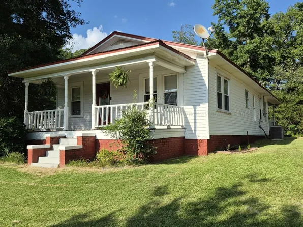 225 Market St, Winfield, AL 35594