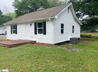 14 Lily St, Greenville, SC 29617