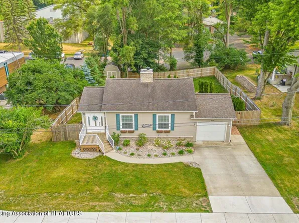 1031 W Maple St, Kalamazoo, MI 49008