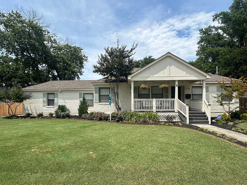 1st image of 2754 Iroquois Rd