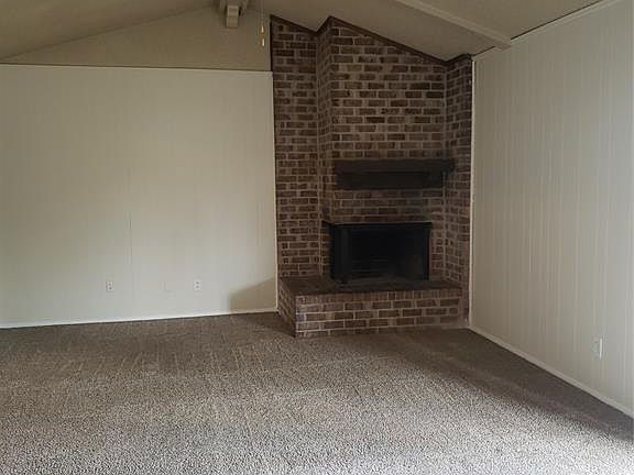 5th image of 7345 Folkstone Dr