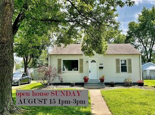 828 Whittier St, Wood River, IL