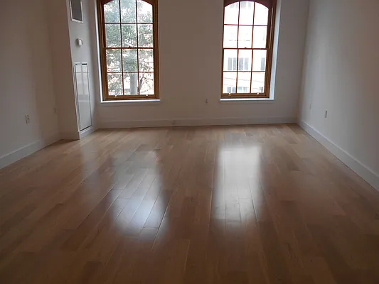 Rented by NY Space Finders Inc. | media 21
