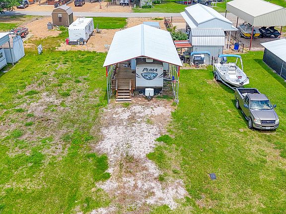 4th image of LOT 71 Pelican Isle Dr