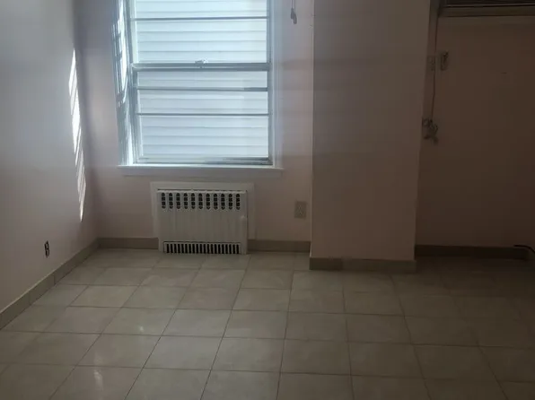 2065 66th St, Brooklyn, NY 11204