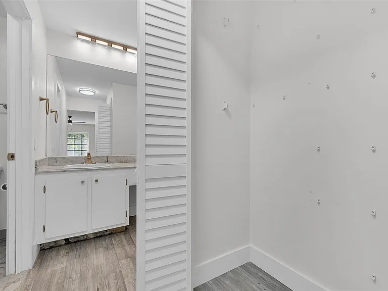 6413 Bay Club Dr #3 — Photo 18