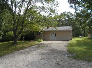 723 Landon Rd, Bourbon, MO 65441