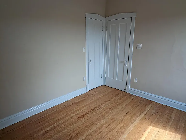 3024 W Addison St #3 — Photo 5