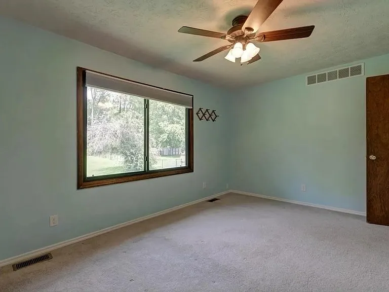 3405 N Stoneycrest Rd — Photo 12