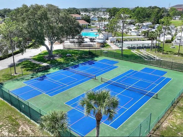 109 Tournament Dr — Photo 30