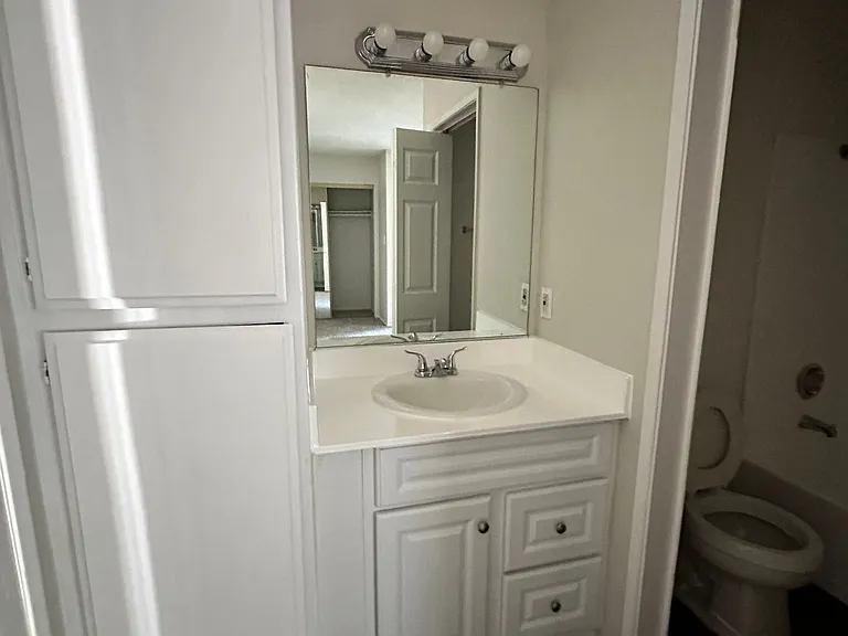 Saticoy Carriage House LLC — Photo 4