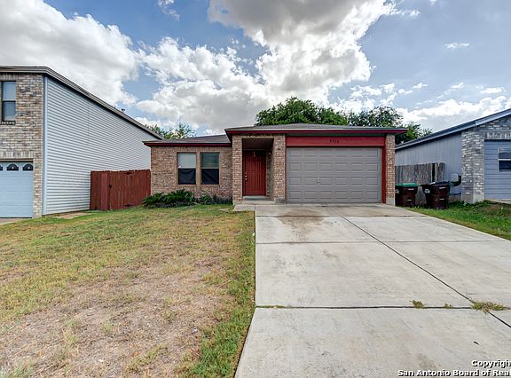 2nd image of 9926 Misty Plain Dr