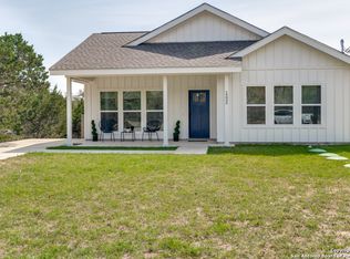 1232 Diamondhead Dr, Canyon Lake, TX 78133