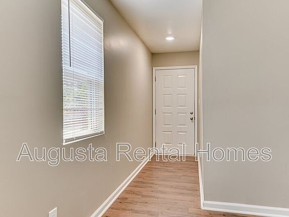 2nd image of 3043 Old Powderhouse Rd APT E4
