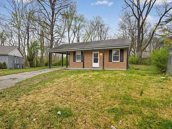 3rd image of 4786 Bluff Wood Cv