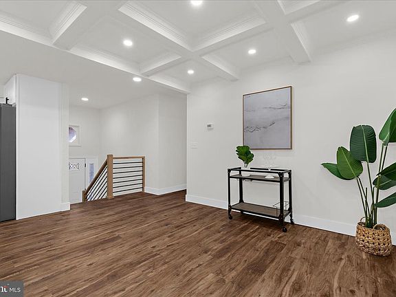 5th image of 8209 Old Hagerstown Rd