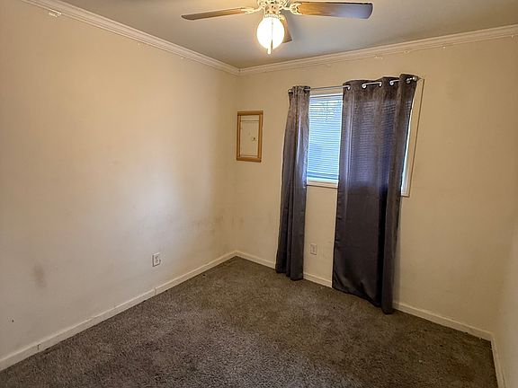 4th image of 2112 14th Ave N #A