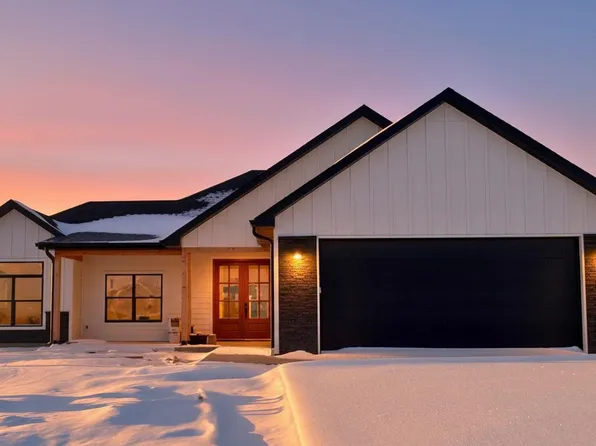 1765 N Corbet Dr, Columbia, MO 65202