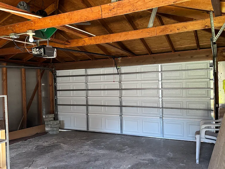 2616 S Hillock Ave #BASEMENT — Photo 13