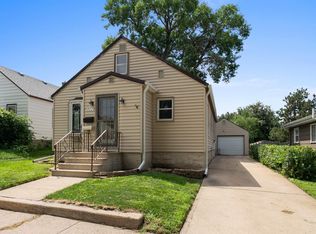 711 S Hawthorne Ave, Sioux Falls, SD 57104
