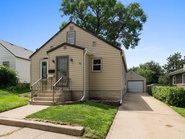711 S Hawthorne Ave, Sioux Falls, SD 57104