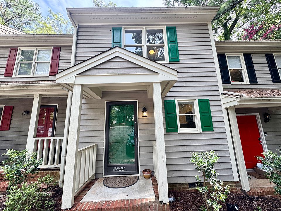 1st image of 3205 Warwick Dr