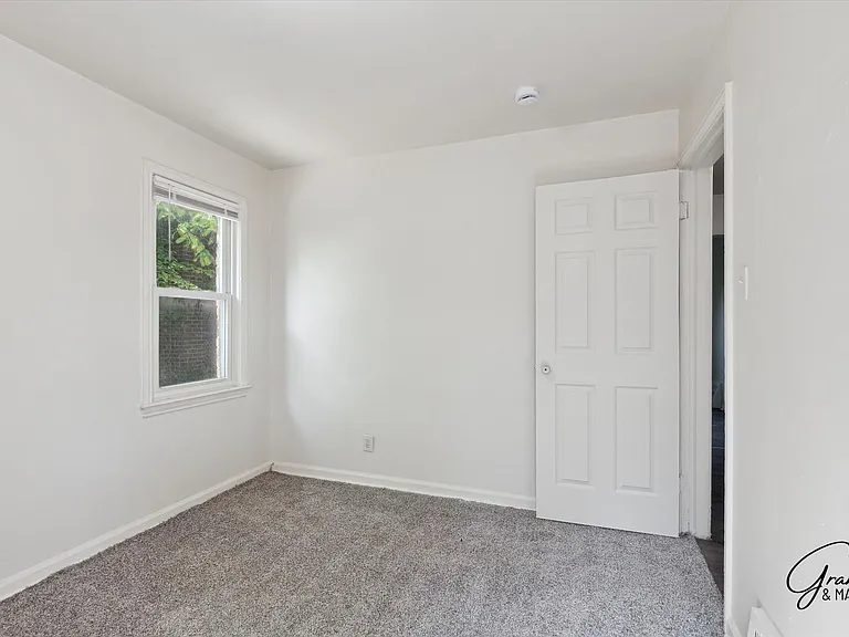 9108 Archdale St — Photo 21