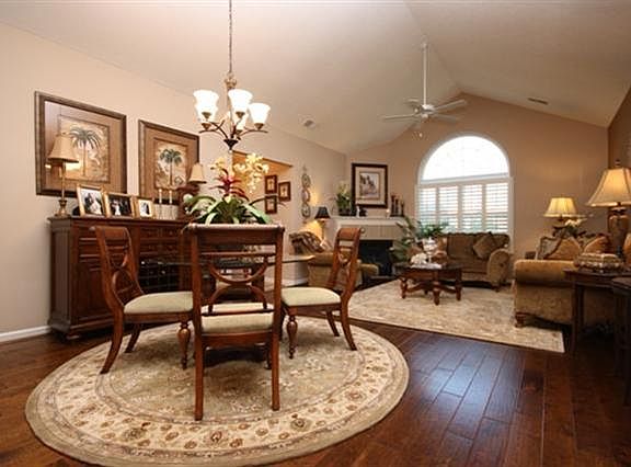 3rd image of 7151 Liberty Grand Dr #13