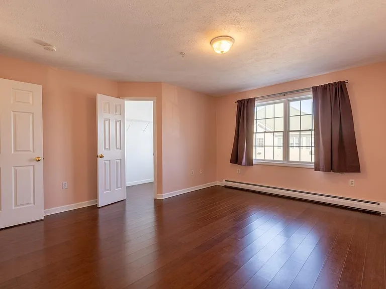 204 Washington St #3 — Photo 13
