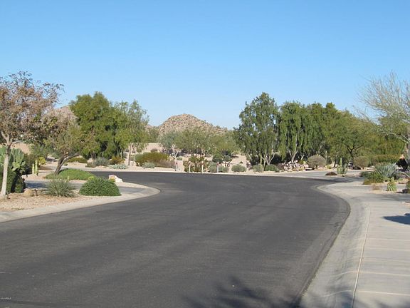 2nd image of 30425 N Saddlebag Ln